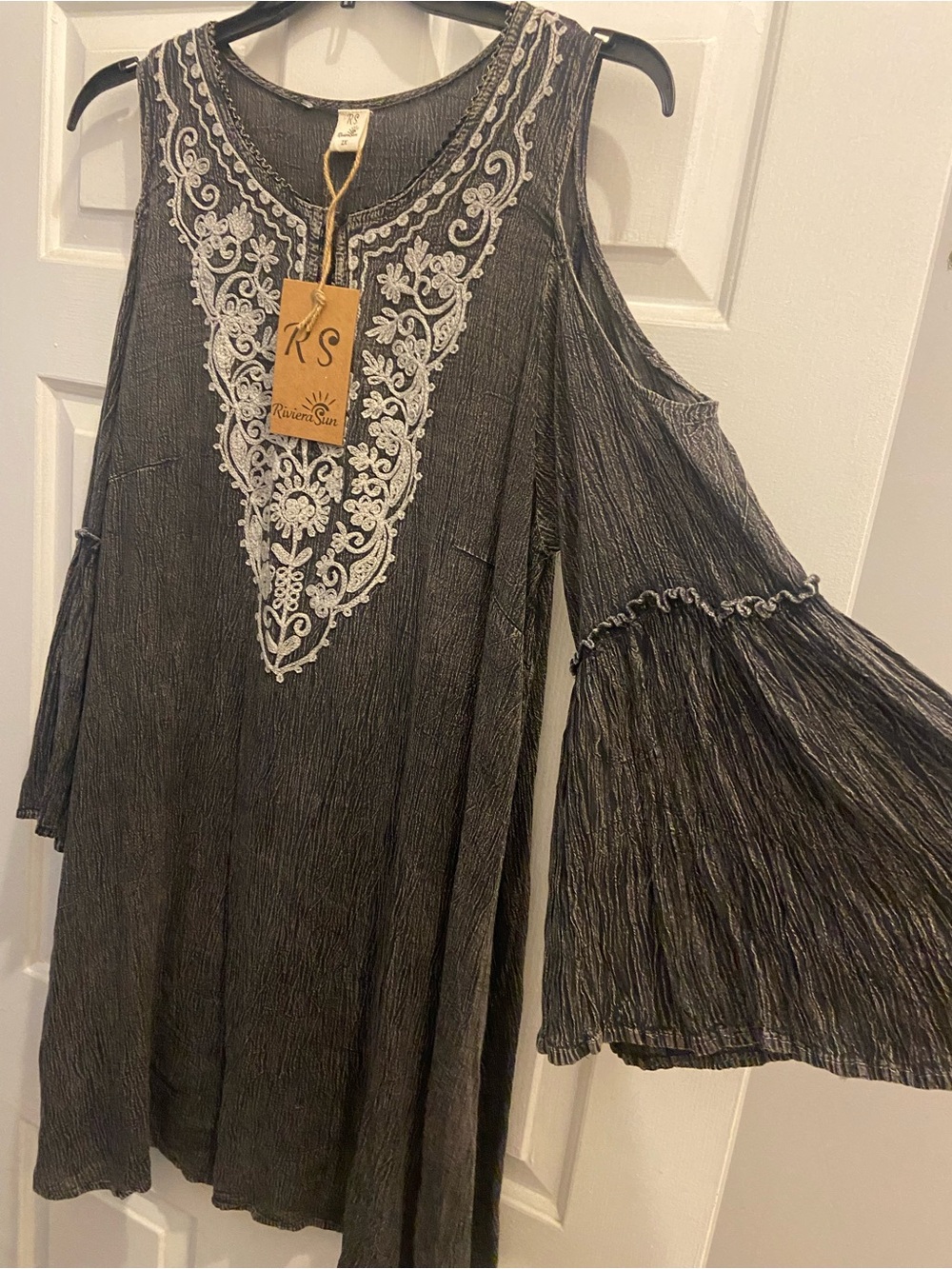 Risen 2X Dress Western Boutique Boho NWT Mineral wash cold shoulder embroidere